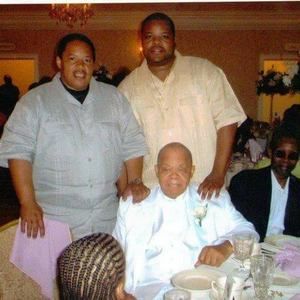 Meet your Posher, Lowell